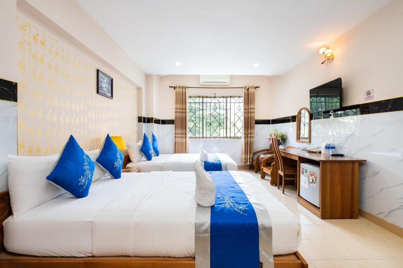 Khach San Hong Phat Ho Chi Minh City Bagian luar foto