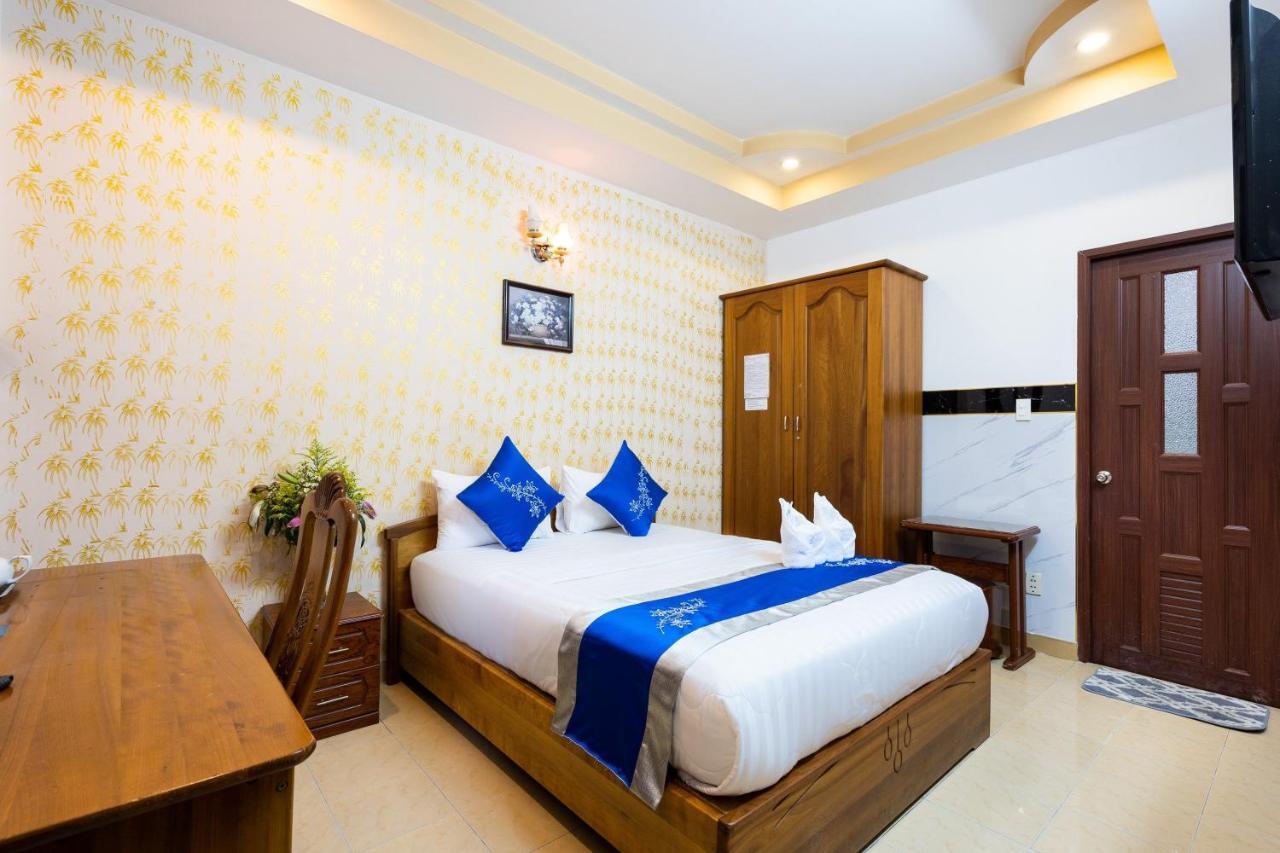 Khach San Hong Phat Ho Chi Minh City Bagian luar foto