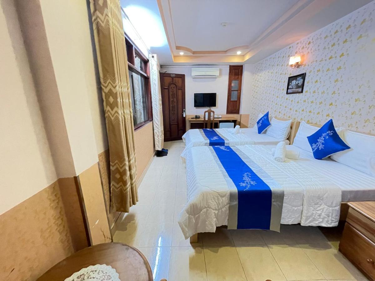 Khach San Hong Phat Ho Chi Minh City Bagian luar foto