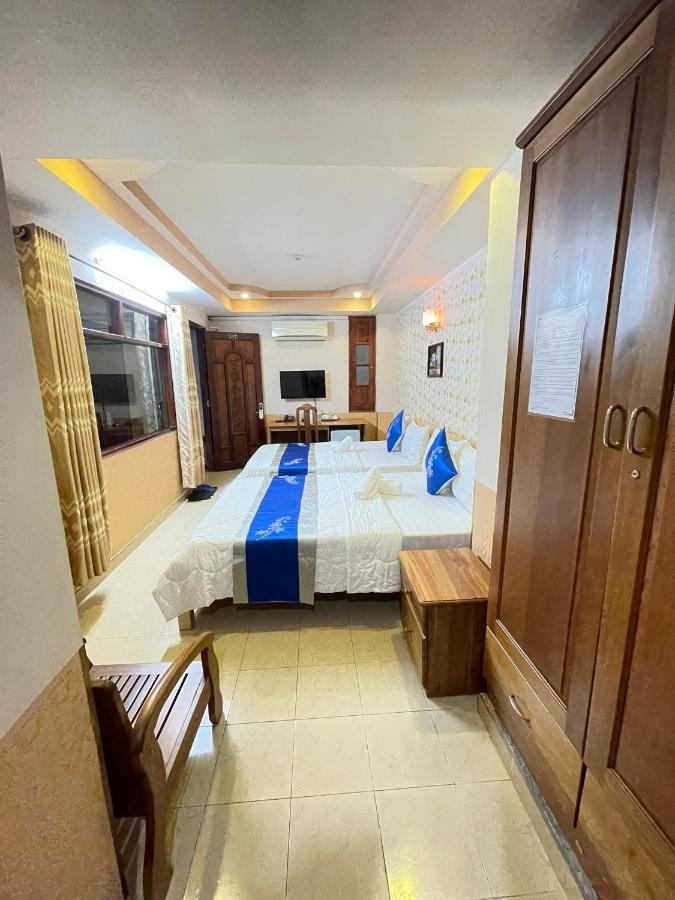 Khach San Hong Phat Ho Chi Minh City Bagian luar foto