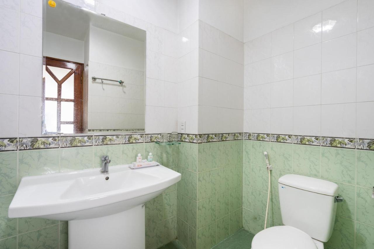 Khach San Hong Phat Ho Chi Minh City Bagian luar foto